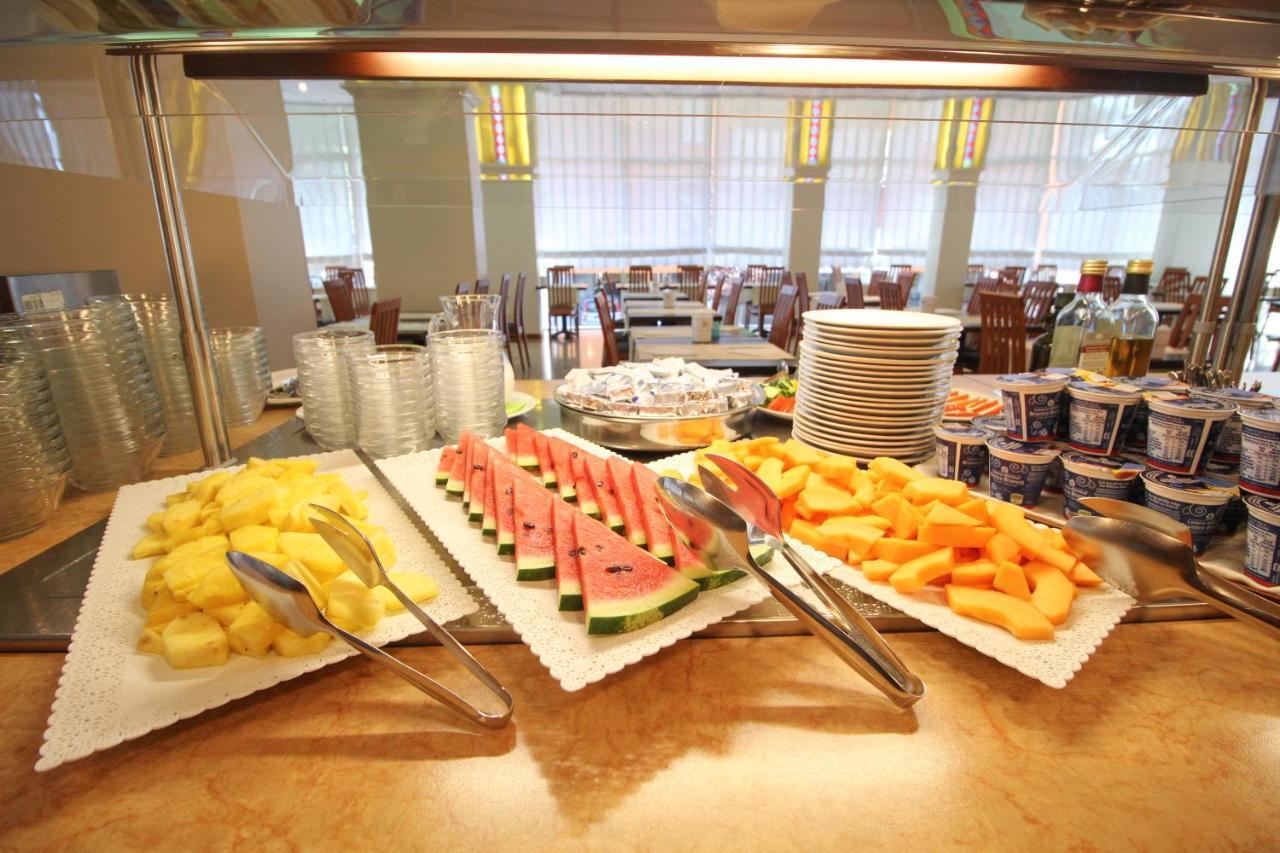 Continental B&B City Hotel Bibione Buitenkant foto