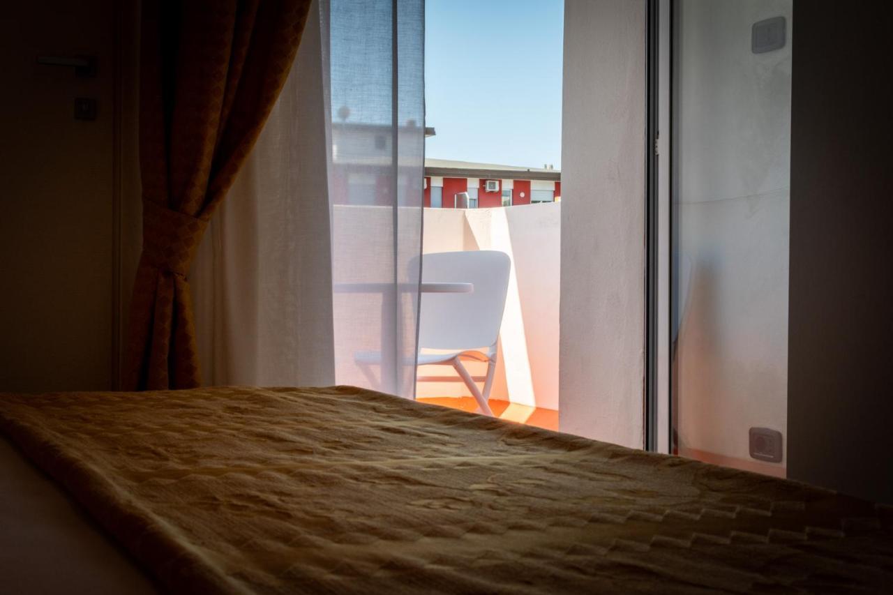 Continental B&B City Hotel Bibione Buitenkant foto