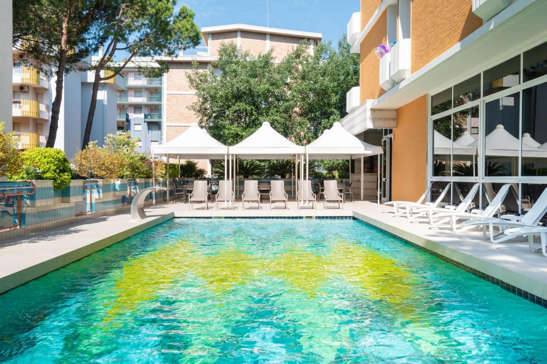 Continental B&B City Hotel Bibione Buitenkant foto